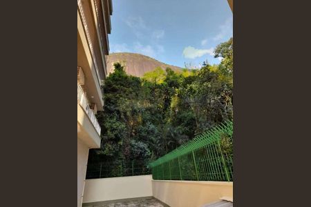 Apartamento à venda com 87m², 2 quartos e 1 vaga