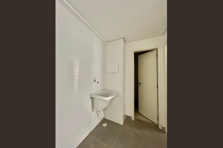 Apartamento à venda com 33m², 2 quartos e sem vagaÁrea de Serviço