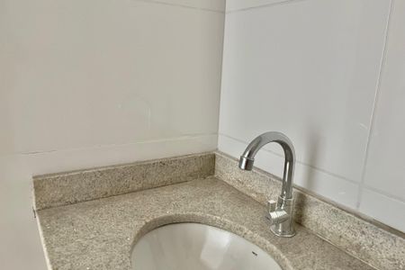 Apartamento à venda com 33m², 2 quartos e sem vagaBanheiro 