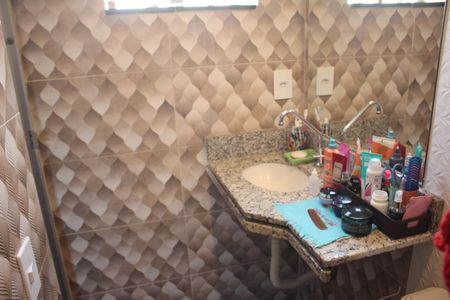 Casa à venda com 180m², 3 quartos e 1 vagaBanheiro da Suíte