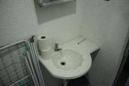 Casa à venda com 180m², 3 quartos e 1 vagaBanheiro de Serviço