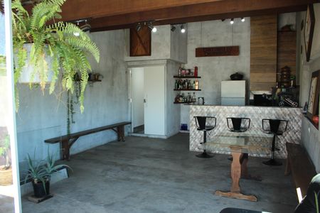 Casa à venda com 180m², 3 quartos e 1 vagaÁrea Gourmet