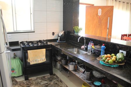 Casa à venda com 180m², 3 quartos e 1 vagaCozinha