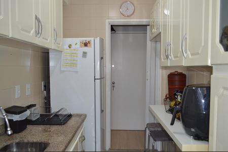 Apartamento à venda com 51m², 2 quartos e 1 vagaCozinha