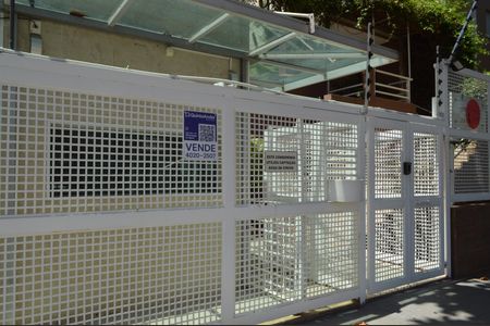 Apartamento à venda com 51m², 2 quartos e 1 vagaFachada + Plaquinha