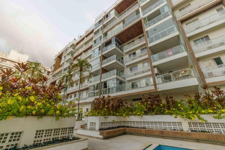 Apartamento à venda com 90m², 3 quartos e 2 vagas Apartamento à venda com 90m², 3 quartos e 2 vagasFachada