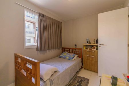 Apartamento à venda com 90m², 3 quartos e 2 vagas Apartamento à venda com 90m², 3 quartos e 2 vagasSuíte Canadense 2