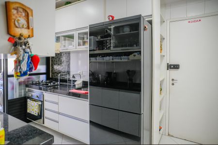 Apartamento à venda com 100m², 3 quartos e 2 vagasCozinha