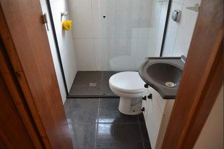 Casa à venda com 356m², 5 quartos e 4 vagasBanheiro Social