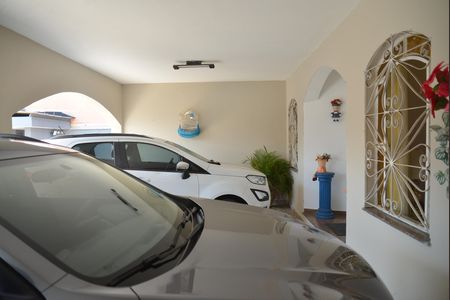 Casa à venda com 356m², 5 quartos e 4 vagasGaragem