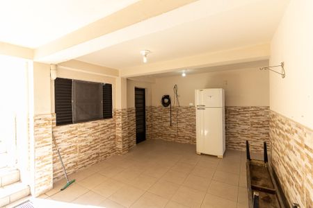 Casa à venda com 200m², 2 quartos e 2 vagasQuintal