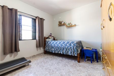 Casa à venda com 200m², 2 quartos e 2 vagasQuarto 2