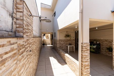 Casa à venda com 200m², 2 quartos e 2 vagasQuintal