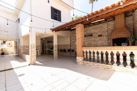 Casa à venda com 200m², 2 quartos e 2 vagasQuintal