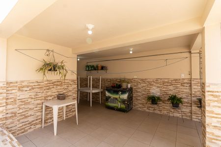 Casa à venda com 200m², 2 quartos e 2 vagasQuintal