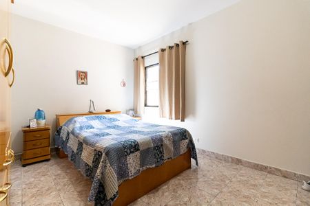 Casa à venda com 200m², 2 quartos e 2 vagasQuarto 1