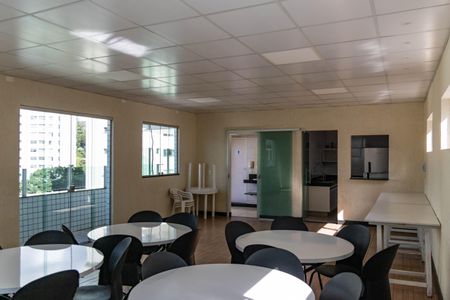 Apartamento à venda com 150m², 3 quartos e 1 vaga Apartamento à venda com 150m², 3 quartos e 1 vagaÁrea comum - Salão de festas