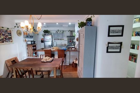 Apartamento à venda com 95m², 2 quartos e 2 vagasSala/Cozinha