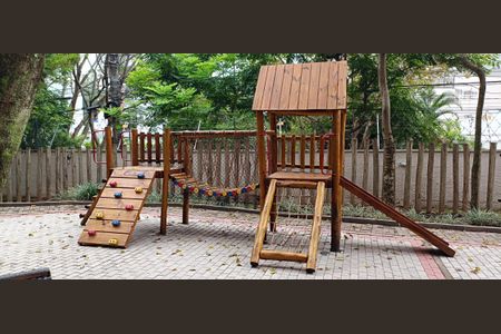 Apartamento à venda com 95m², 2 quartos e 2 vagasÁrea comum - Playground