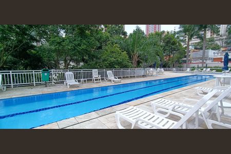 Apartamento à venda com 95m², 2 quartos e 2 vagasÁrea comum - Piscina