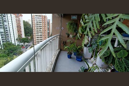 Apartamento à venda com 95m², 2 quartos e 2 vagasVaranda da Sala