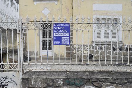 Casa para alugar com 450m², 4 quartos e 2 vagasFachada e Placa