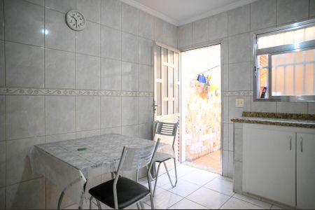 Casa à venda com 92m², 2 quartos e 1 vagaCozinha