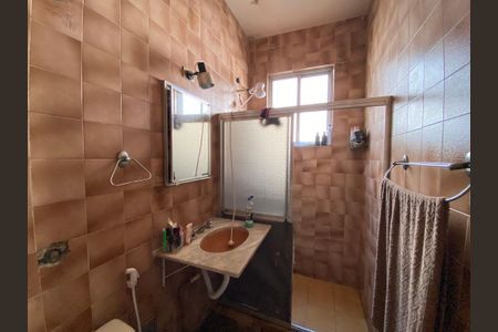 Casa à venda com 230m², 3 quartos e sem vaga Casa à venda com 230m², 3 quartos e sem vagaBanheiro do Quarto 1