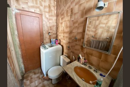 Casa à venda com 230m², 3 quartos e sem vaga Casa à venda com 230m², 3 quartos e sem vagaBanheiro do Quarto 1