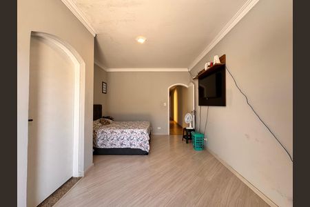 Casa para alugar com 220m², 4 quartos e 2 vagasSuíte master
