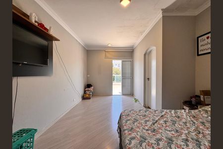 Casa para alugar com 220m², 4 quartos e 2 vagasSuíte master
