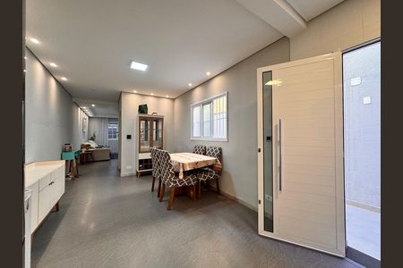 Casa para alugar com 220m², 4 quartos e 2 vagasCozinha