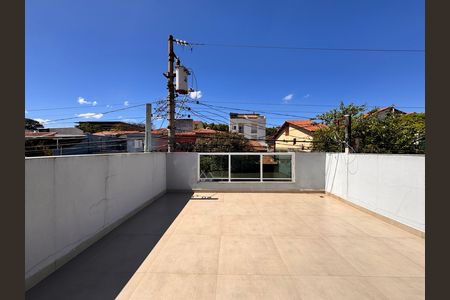Casa para alugar com 220m², 4 quartos e 2 vagasVaranda suíte master