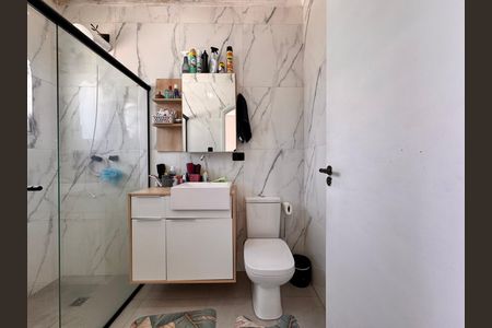 Casa para alugar com 220m², 4 quartos e 2 vagasBanheiro suíte master