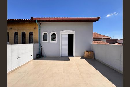Casa para alugar com 220m², 4 quartos e 2 vagasVaranda suíte master