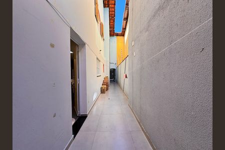 Casa para alugar com 220m², 4 quartos e 2 vagasQuintal com churrasqueira
