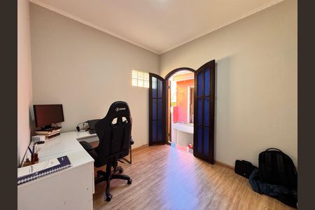 Casa para alugar com 220m², 4 quartos e 2 vagasQuarto 3