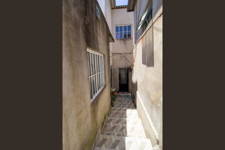 Casa para alugar com 32m², 1 quarto e 1 vagaÁrea de Serviço