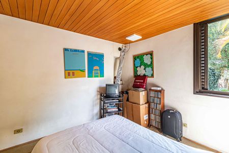 Casa à venda com 227m², 4 quartos e 2 vagasSuite 02