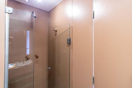 Casa à venda com 227m², 4 quartos e 2 vagasBanheiro da Suíte 3