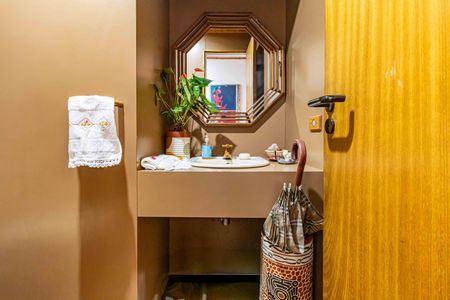 Casa à venda com 227m², 4 quartos e 2 vagasLavabo Sala