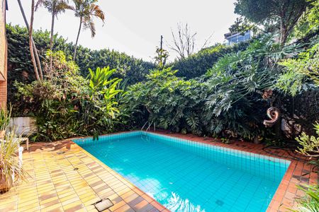 Casa à venda com 227m², 4 quartos e 2 vagasÁrea comum - Piscina