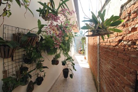 Casa à venda com 100m², 2 quartos e 2 vagasQuintal