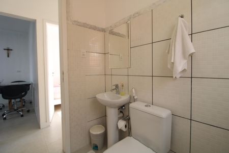 Casa à venda com 100m², 2 quartos e 2 vagasBanheiro