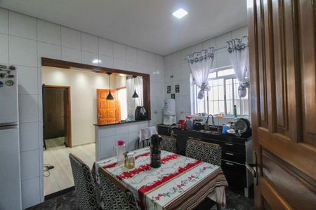 Casa à venda com 97m², 2 quartos e 1 vaga Casa à venda com 97m², 2 quartos e 1 vagaCozinha