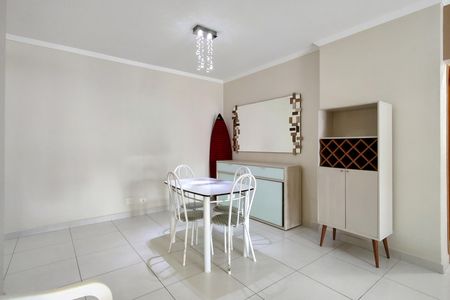 Apartamento para alugar com 86m², 2 quartos e 1 vaga Apartamento para alugar com 86m², 2 quartos e 1 vagaSala de Jantar