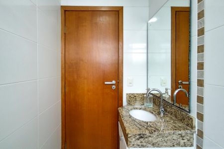 Apartamento para alugar com 86m², 2 quartos e 1 vaga Apartamento para alugar com 86m², 2 quartos e 1 vagaBanheiro da Suíte