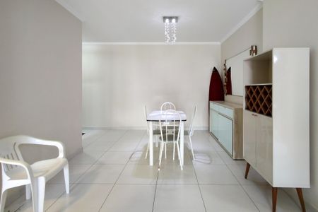 Apartamento para alugar com 86m², 2 quartos e 1 vaga Apartamento para alugar com 86m², 2 quartos e 1 vagaSala de Jantar