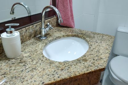 Apartamento para alugar com 86m², 2 quartos e 1 vaga Apartamento para alugar com 86m², 2 quartos e 1 vagaBanheiro