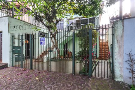 Casa à venda com 215m², 4 quartos e 2 vagasFachada Externa